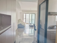 3室2廳2陽臺 招商雍華府門廳