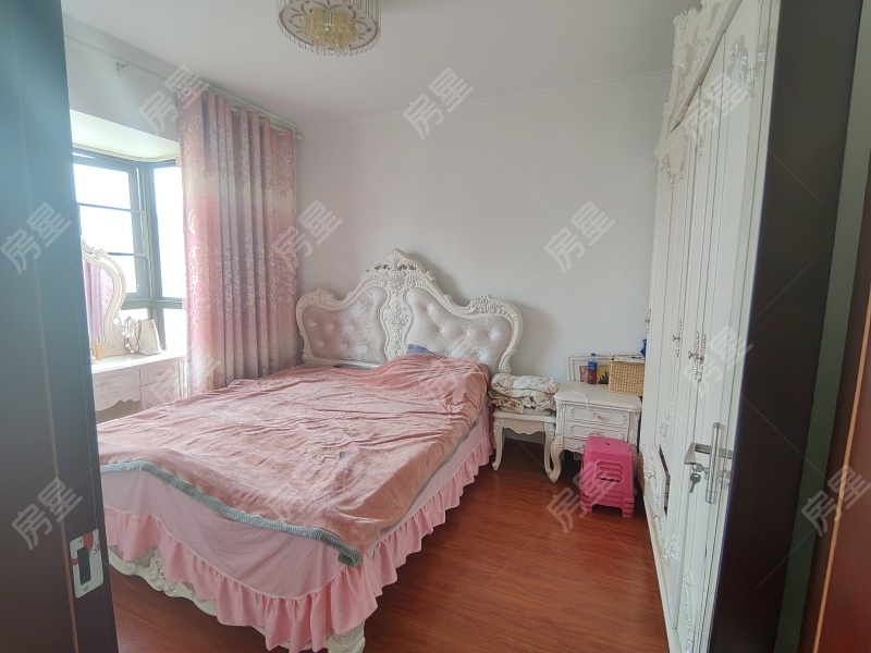 3室2廳1陽(yáng)臺(tái) 俊發(fā)盛唐城星河郡（一期）臥室