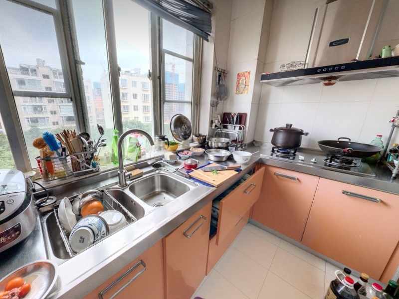 3室2廳 法苑小區(qū)東區(qū)廚房