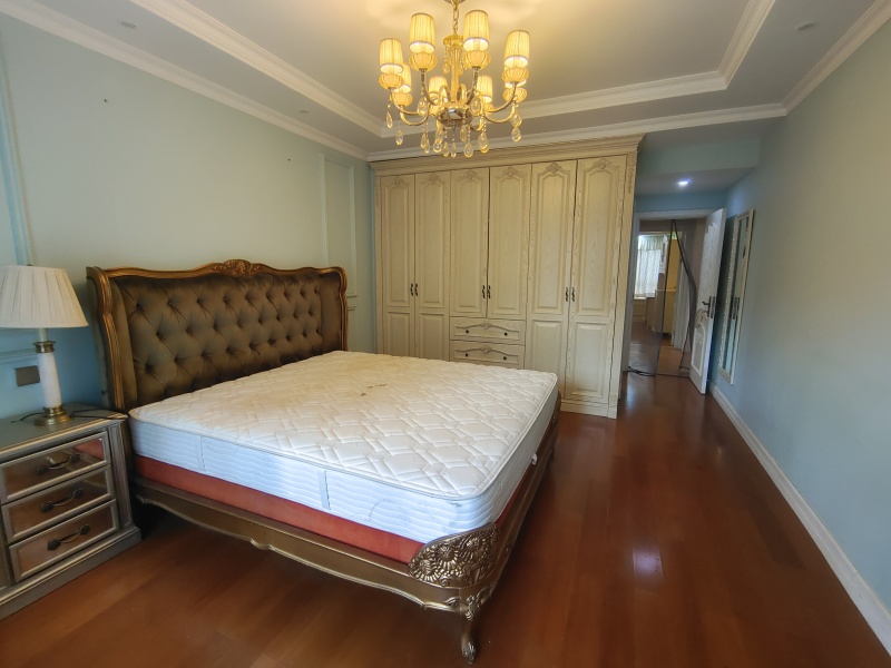 3室2廳1陽臺 金域緹香臥室