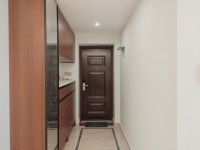 4室2廳2陽臺 萬科翡翠一期門廳