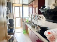 3室2廳2陽臺(tái) 同德錦江嘉園廚房