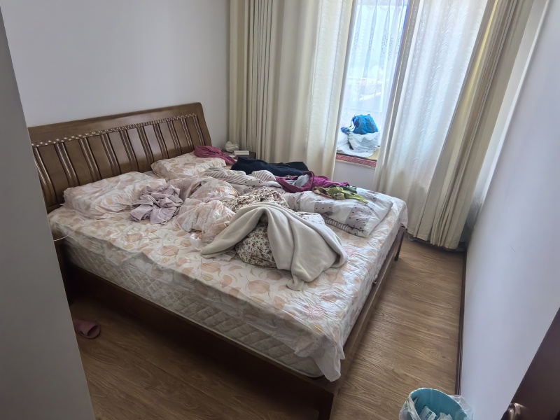 万宏国际三期卧室