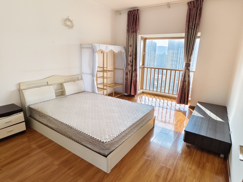 2室2廳1陽臺 花香四季臥室