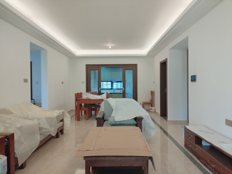 4室2廳2陽臺 萬科翡翠一期餐廳