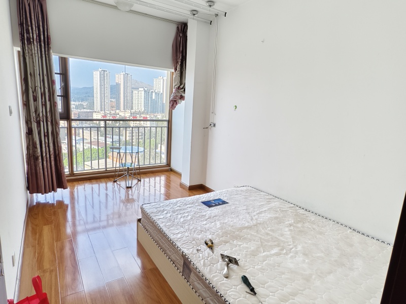 2室2廳1陽臺 花香四季臥室