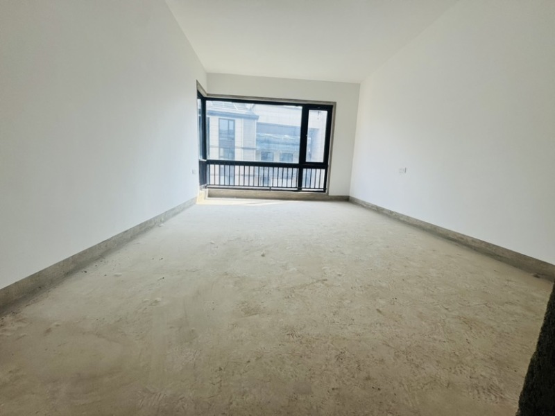 4室2廳3陽臺 華夏四季二期臥室