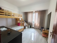 4室2廳1陽臺(tái) 金庭小區(qū)臥室