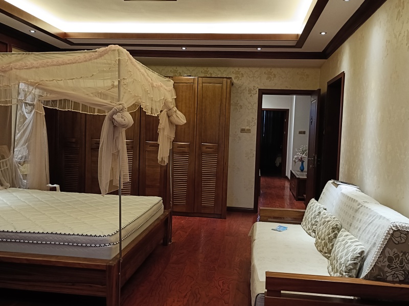 4室2廳3陽(yáng)臺(tái) 滇池時(shí)光玉景別墅別墅戶型圖