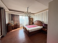 4室2廳1陽(yáng)臺(tái) 野鴨湖小區(qū)別墅臥室