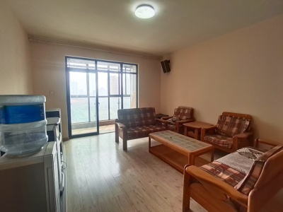 3室2廳2陽(yáng)臺(tái) 上東城客廳