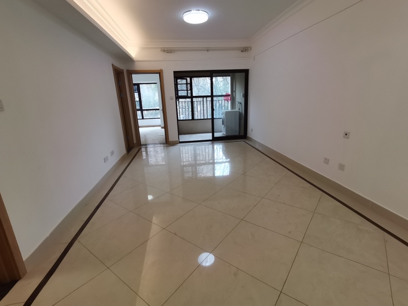 3室2廳2陽臺(tái) 金地珺悅客廳