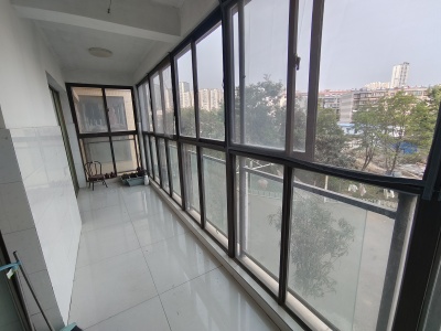 2室2廳 金馬悅城陽(yáng)臺(tái)