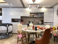 4室2廳2陽臺 俊發(fā)逸天峰餐廳