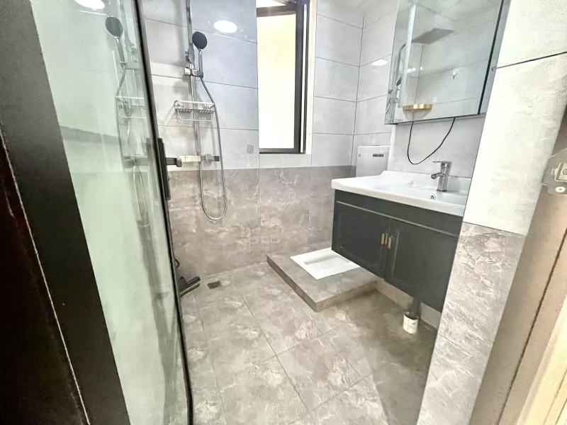 5室3廳3陽臺 英茂華府其他