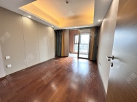 4室2廳2陽臺(tái) 七彩俊園臥室