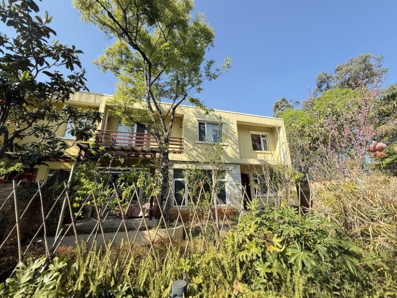 5室2廳3陽臺 世博生態(tài)城半山鄰里別墅門廳