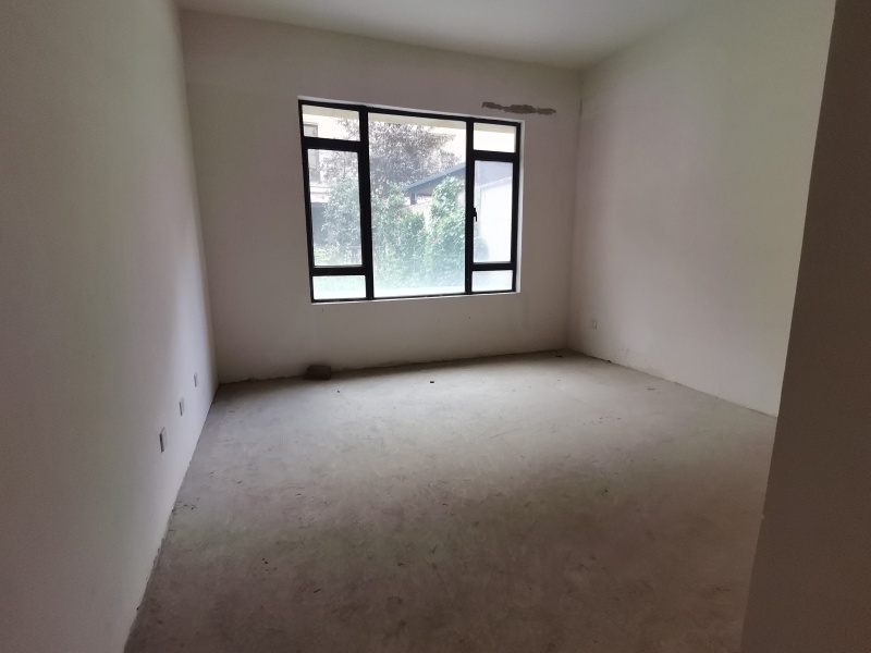 5室2廳 綠地海珀瀾庭別墅臥室