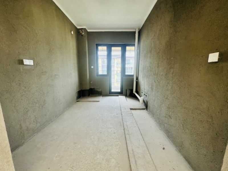 4室2廳3陽臺 華夏四季二期廚房