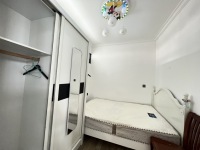 3室1廳1陽臺(tái) 棕樹營小區(qū)書房