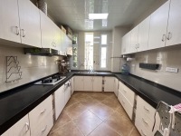 6室2廳3陽臺 東鳴佳苑別墅廚房