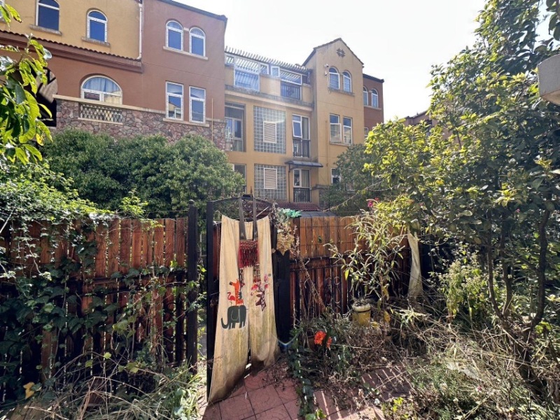 6室2廳3陽臺 東鳴佳苑別墅自家花園