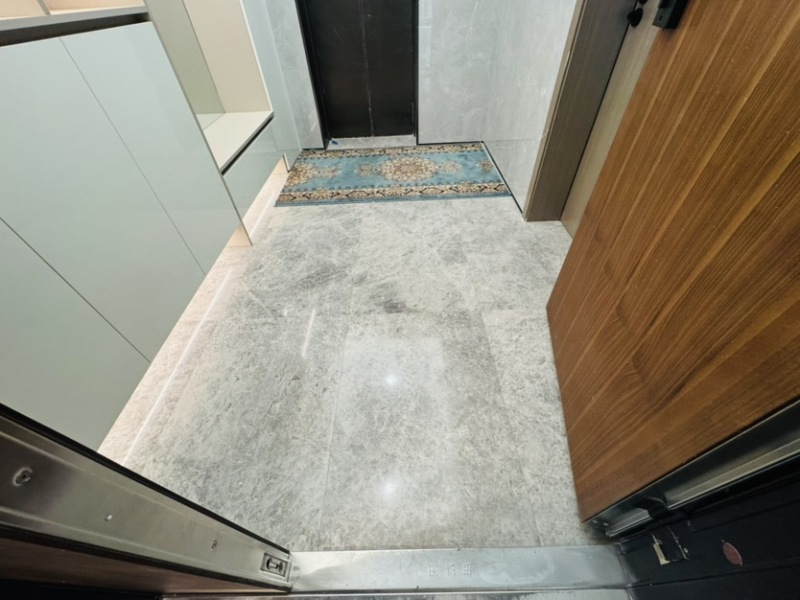 4室2廳2陽臺(tái) 華夏四季三期門廳