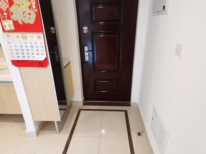 3室2廳2陽臺(tái) 金地珺悅門廳