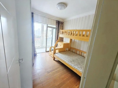 4室2廳2陽(yáng)臺(tái) 銘門高第