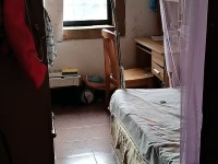 2室2廳1陽臺(tái) 昆鐵南壩小區(qū)臥室