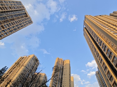 3室1廳1陽臺 魅力之城二、四期