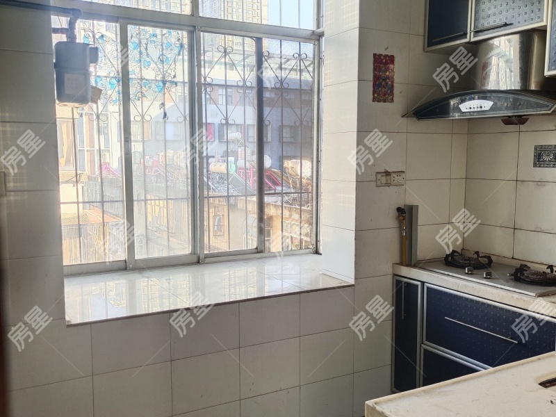 2室2廳1陽臺 人民巷65號廚房