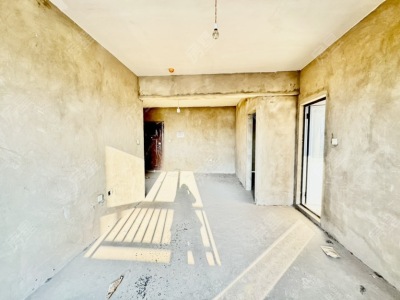 2室2廳1陽臺(tái) 溪畔麗景客廳