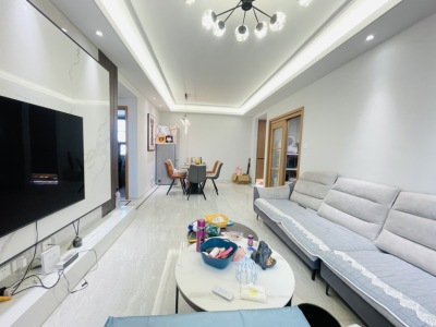 3室2廳 中海云著客廳