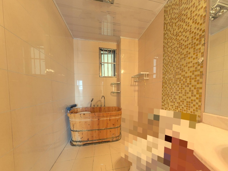 5室2廳3陽臺 春怡雅苑衛(wèi)生間