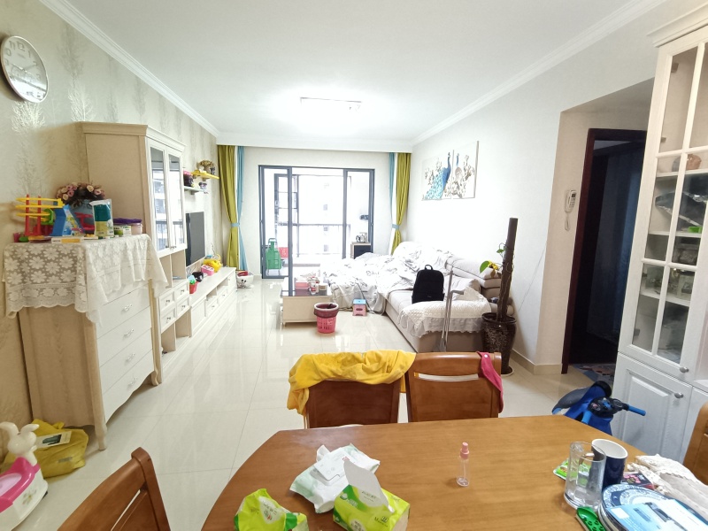 3室2廳1陽(yáng)臺(tái) 保利大家客廳