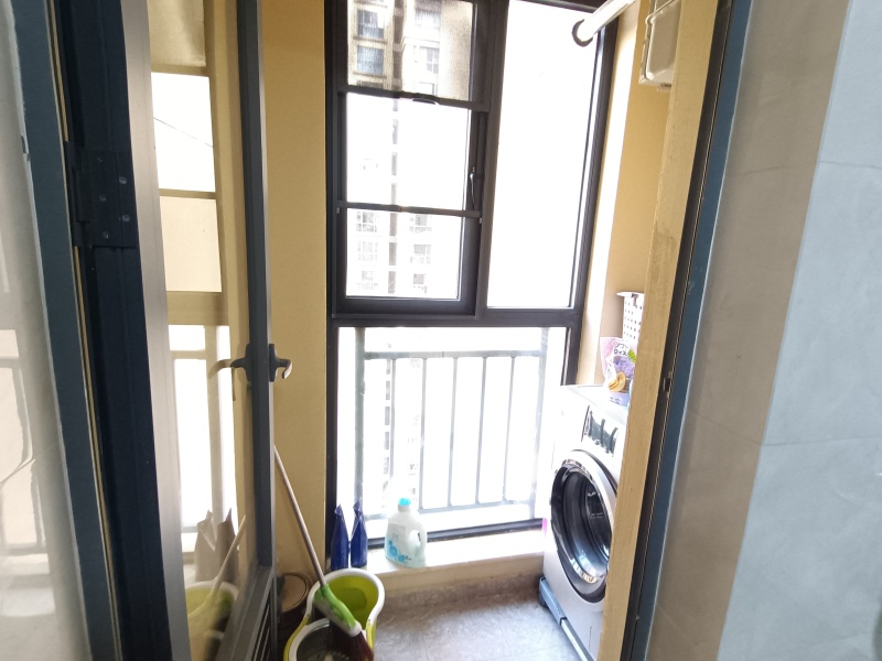 3室2廳1陽(yáng)臺(tái) 保利大家陽(yáng)臺(tái)