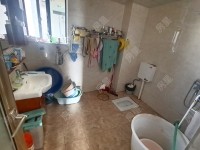 3室2廳2陽(yáng)臺(tái) 國(guó)茶港衛(wèi)生間