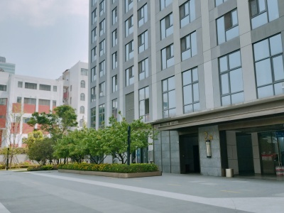 1室1廳 龍湖天第