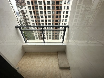 3室2廳1陽臺 中天城天闊