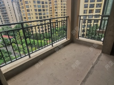 3室2廳1陽臺 興港瓏灣