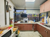 3室2廳2陽臺 綠園小區(qū)廚房