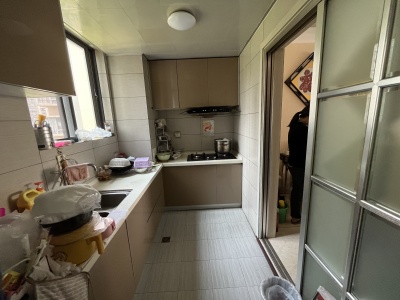 3室2廳1陽(yáng)臺(tái) 西府景苑