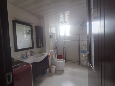 4室2廳 月牙塘小區(qū)