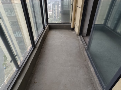 3室2廳2陽臺(tái) 中建龍熙壹號(hào)D區(qū)