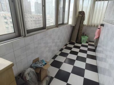 3室2廳1陽臺 白馬小區(qū)