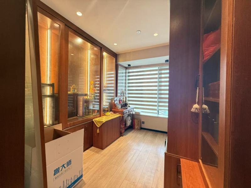 4室2廳2陽臺 華潤悅府一期臥室