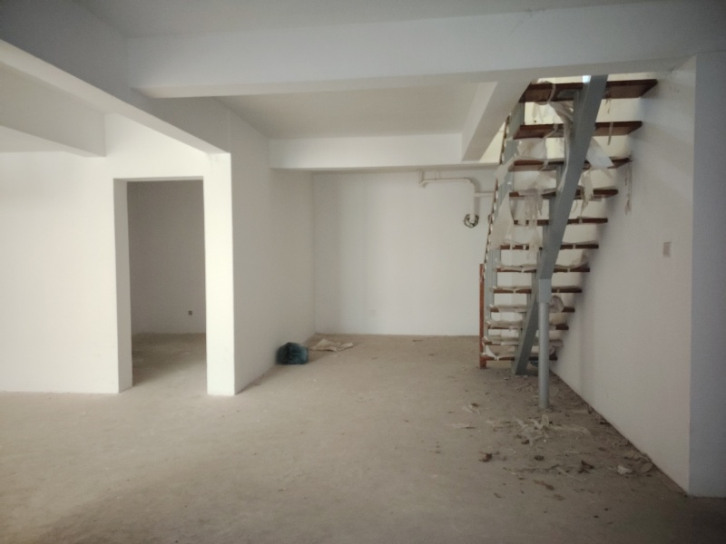 3室2廳1陽臺(tái) 中海錦苑臥室