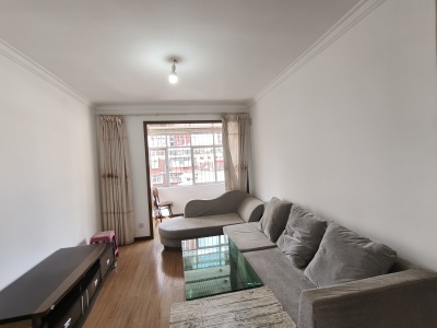 4室2廳2陽臺 南站新村