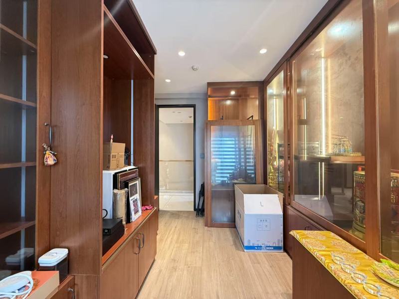 4室2廳2陽臺 華潤悅府一期臥室